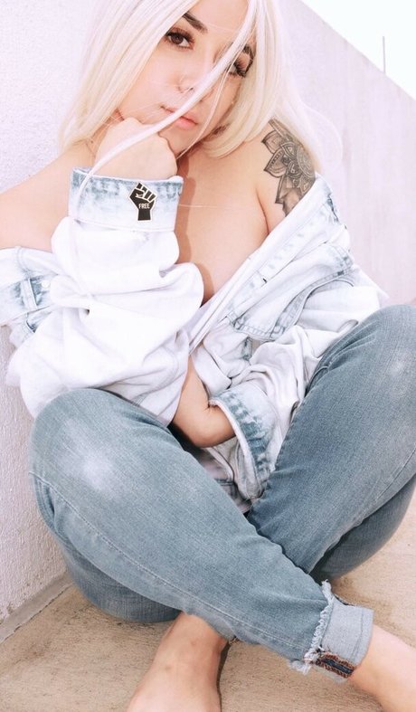 Lilmg_ model xxx photos