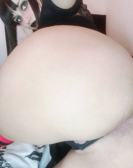 Death Cannibal star art pictures