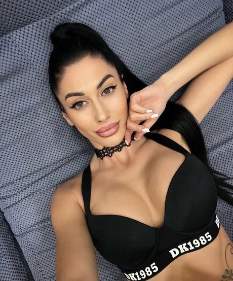 Mari Sweet star hd pictures