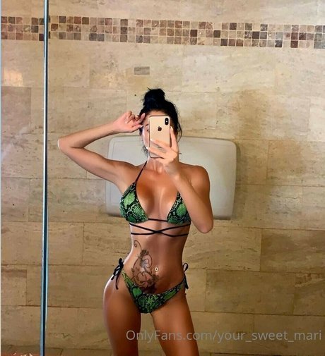 Mari Sweet model sexy photos