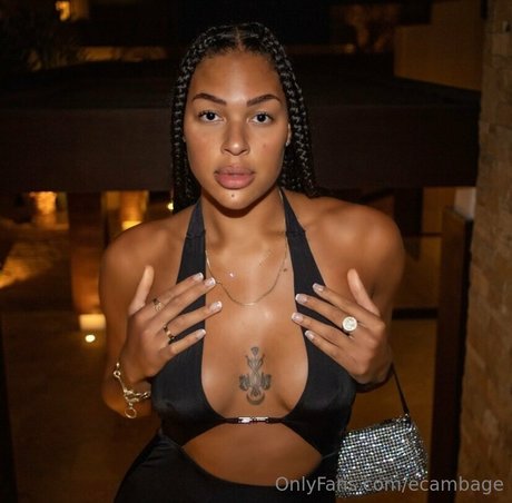 Elizabeth Cambage top pornstar photos