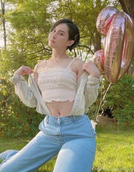 Sinastri model photo