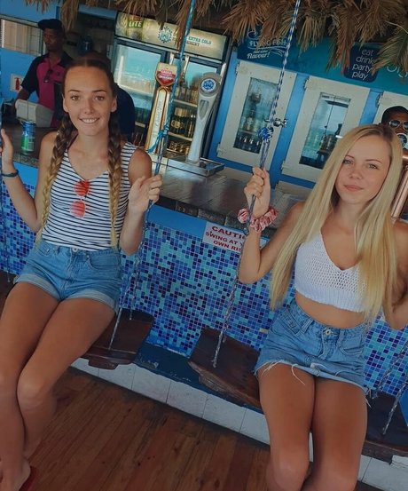 liamekrugerxoxo pornstar beautiful photos