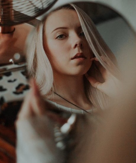 liamekrugerxoxo star hot photo