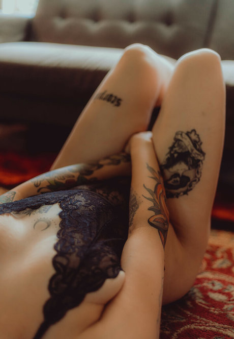 Thatsoraven95 nice model photo