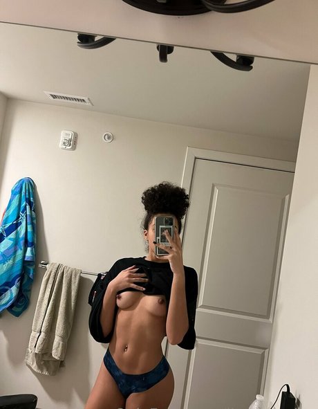 lianamariee star hot picture