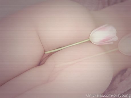 Ora Young model nude image