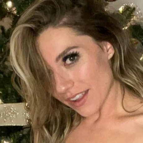 GreenEyesOnMe pornstar exclusive images