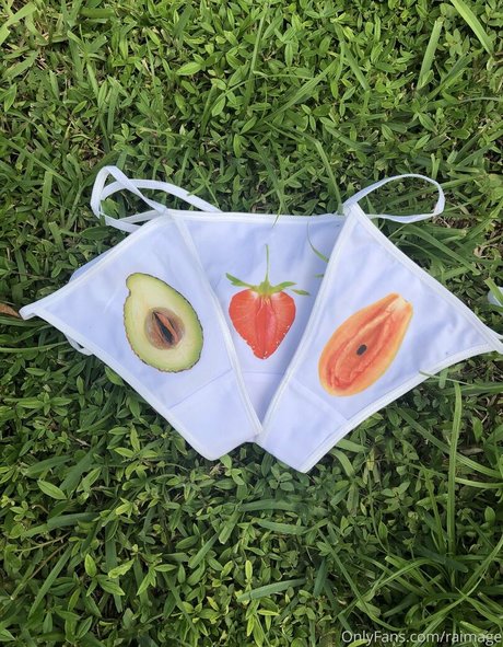 AllynRa star naked pictures