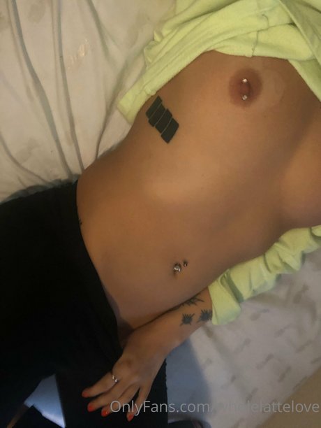 Alicia Bean model porn gallery