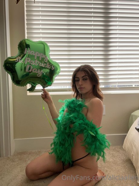 Alicia Allen star top pics