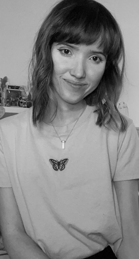 Strawberry Girl Kairi_ perfect star pic