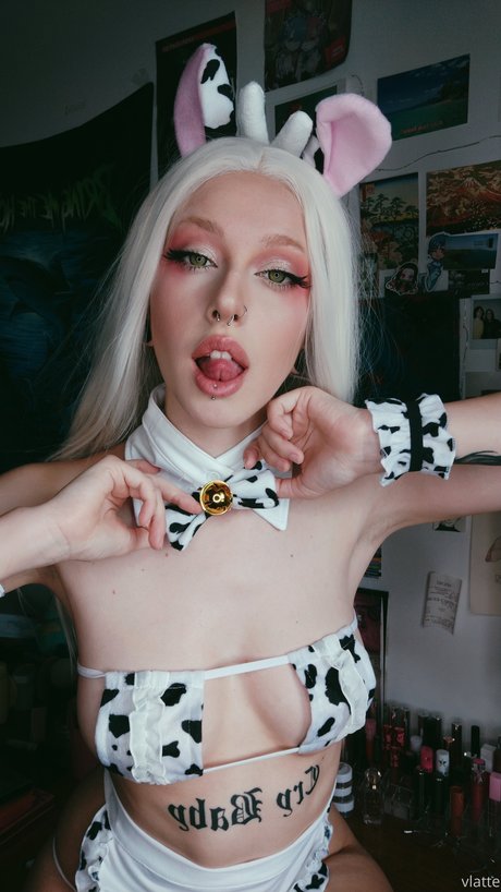 VioletLatte sexy actress gallery