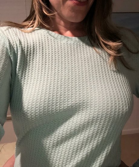 Emily Sequoia porn model archive