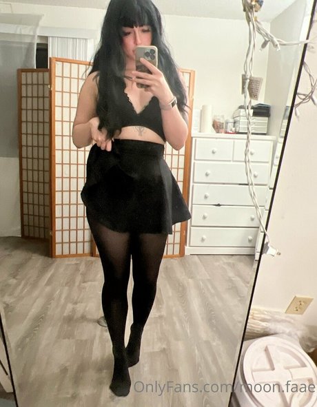moon faae erotic pornstar pics
