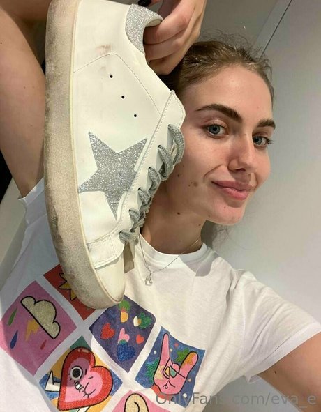 eva e star beautiful img