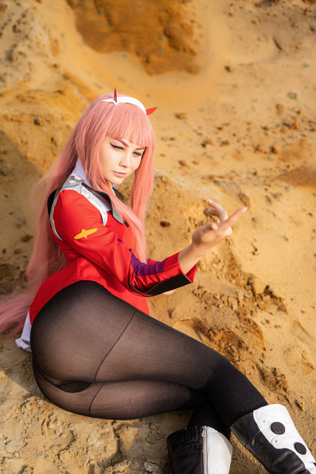 sishka14 art actress photo