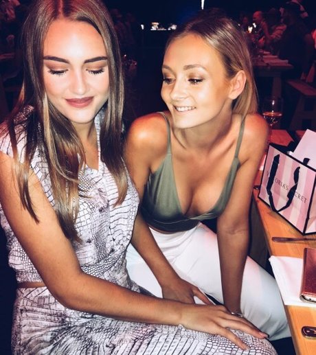 Chloe Gorton hd pornstar image