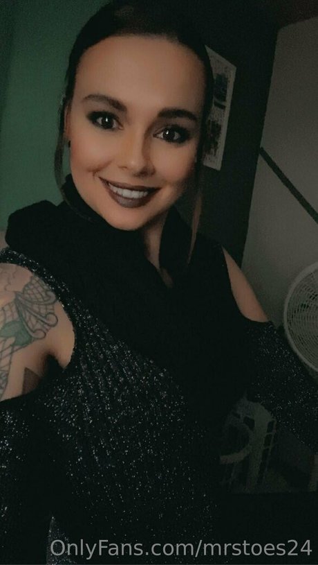 mrstoes24 art pornstar picture