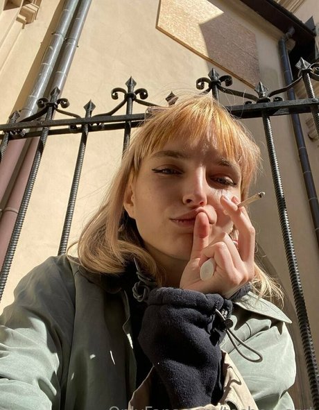 techno sqrt star free img