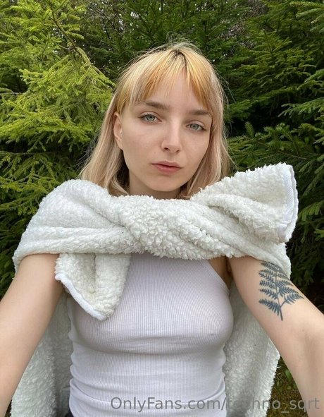 techno sqrt porn actress photos