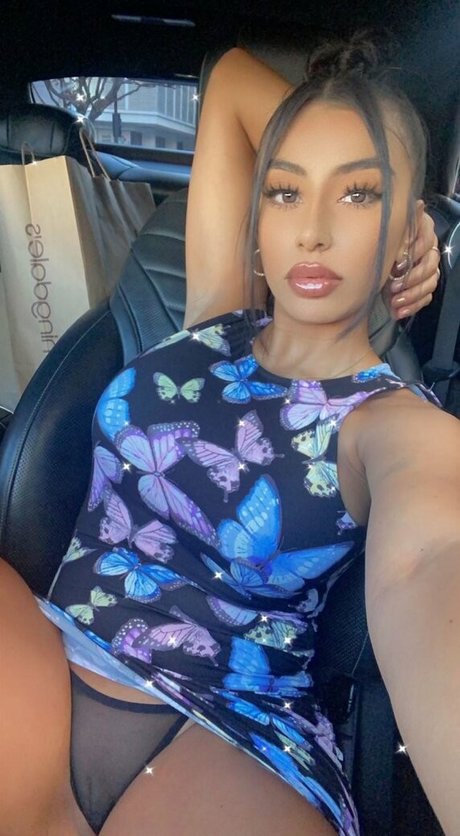 Princess Jasmin model naked pic