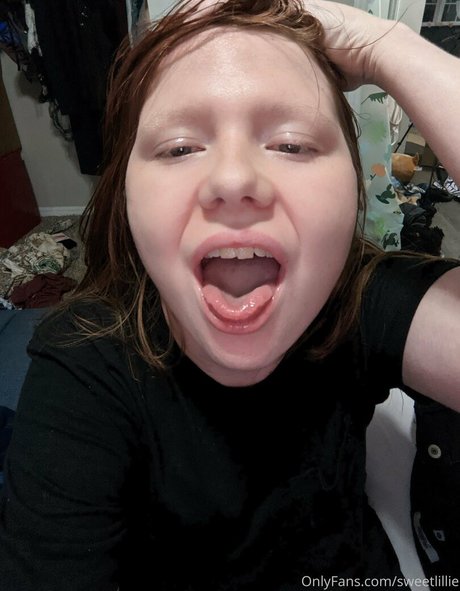 sweetlillie nude actress pic