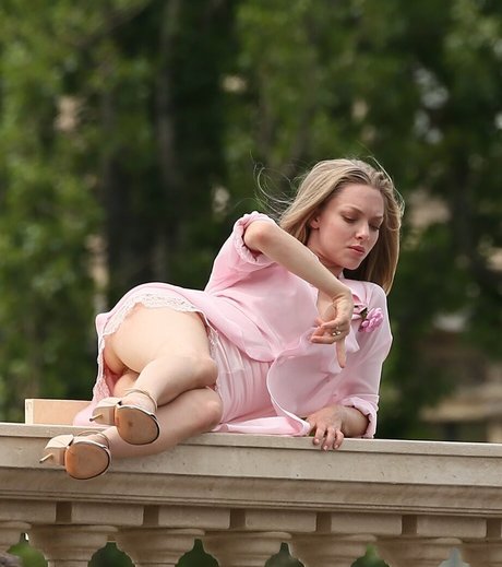 Amanda Seyfried star exclusive pic