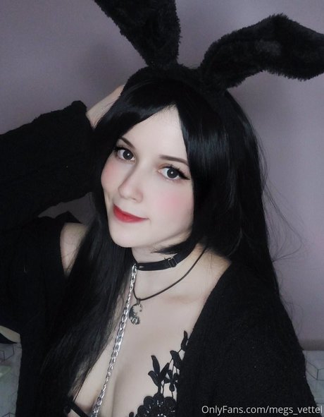 Megumi Vettel nudes model images