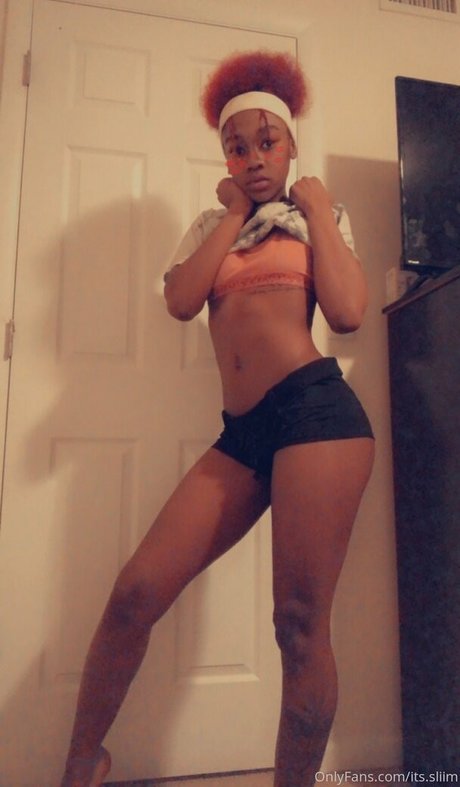 its sliim erotic pornstar pic