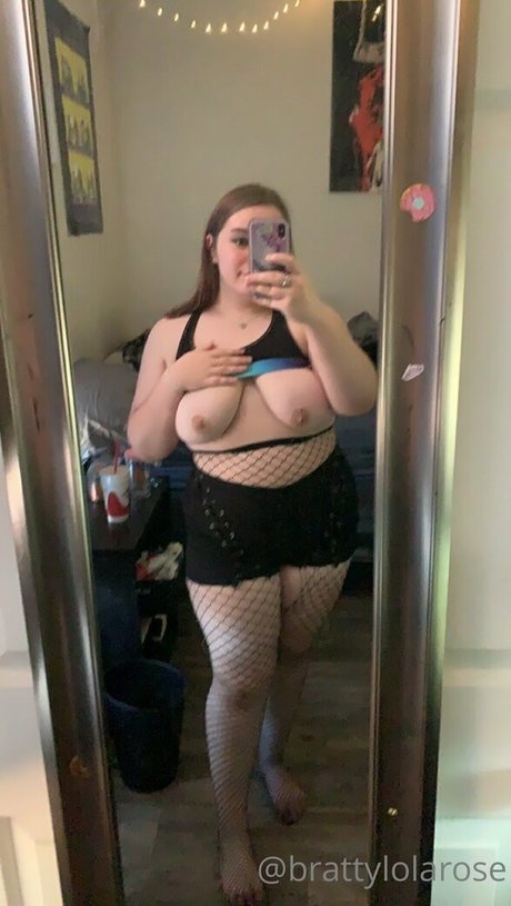 brattylolarose09 high quality model photos