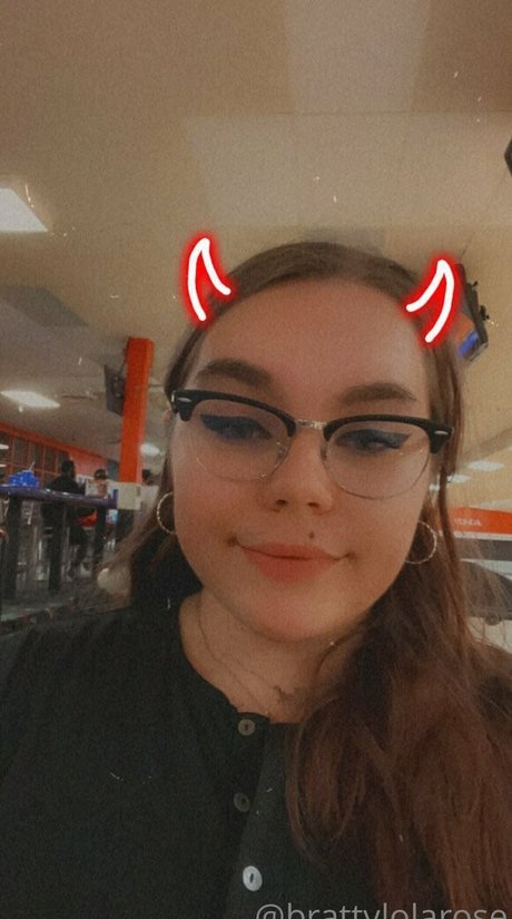 brattylolarose09 sexy pornstar pictures