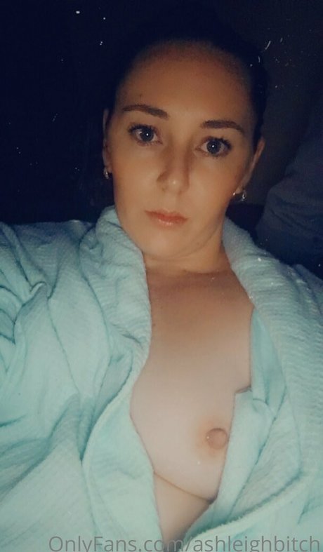 ashleighbitch nudes pornstar pic