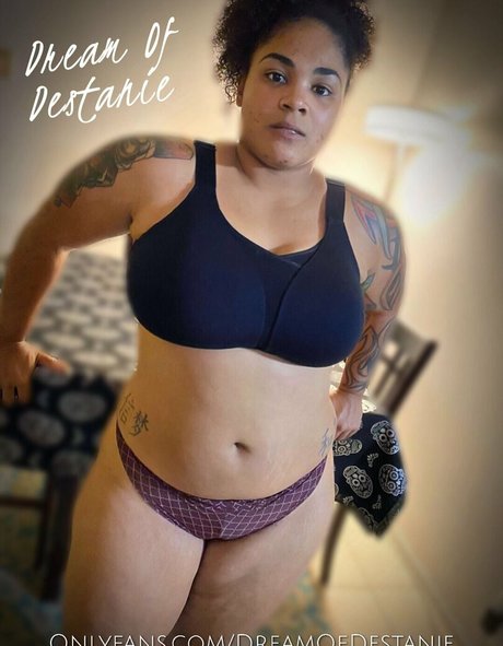 DreamofDestanie model nude image