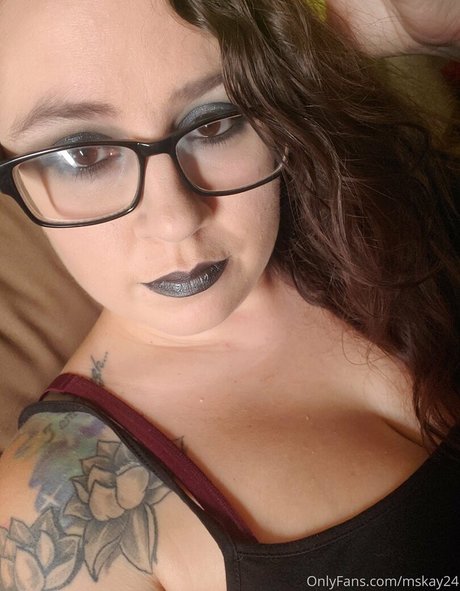 mskay24 nude model gallery