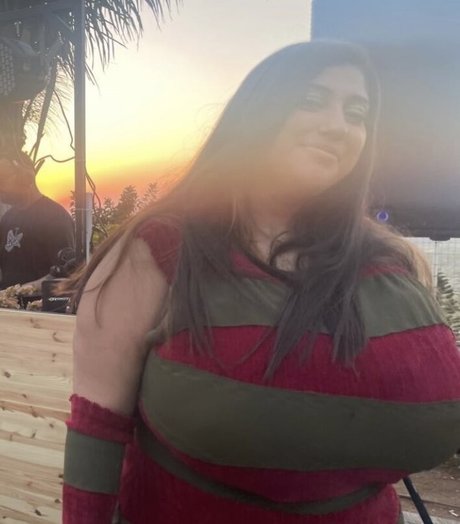 Yuval pornstar nude img