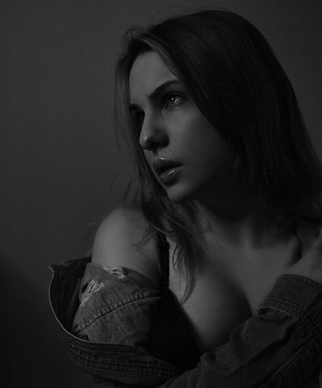 Sara Secora pornographic actress photo