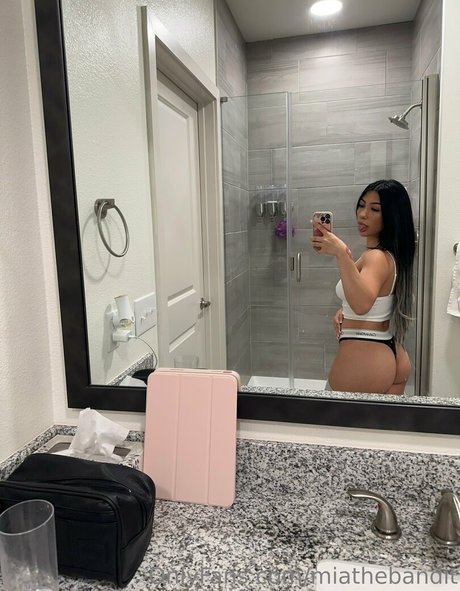 miathebandit pornographic actress picture