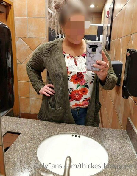 sara the snowbunny pornstar pic