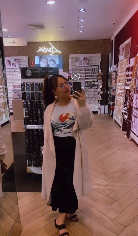 Chao Perkovich pornstar naked galleries