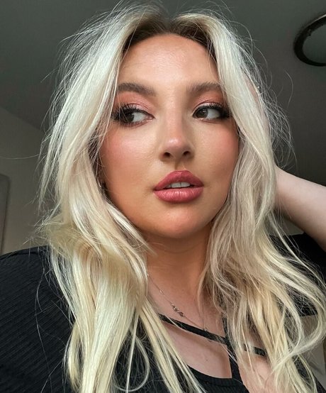 Shona Colson star hd image