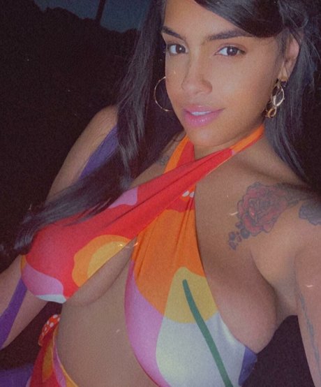 Brasi Quinzel hot star images