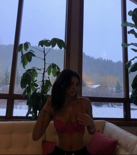 Tina Tonkin pornstar sexy picture