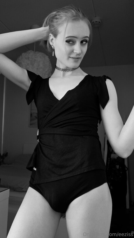 eeziss star free galleries