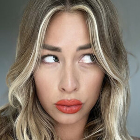 Lifewjess star naked photo