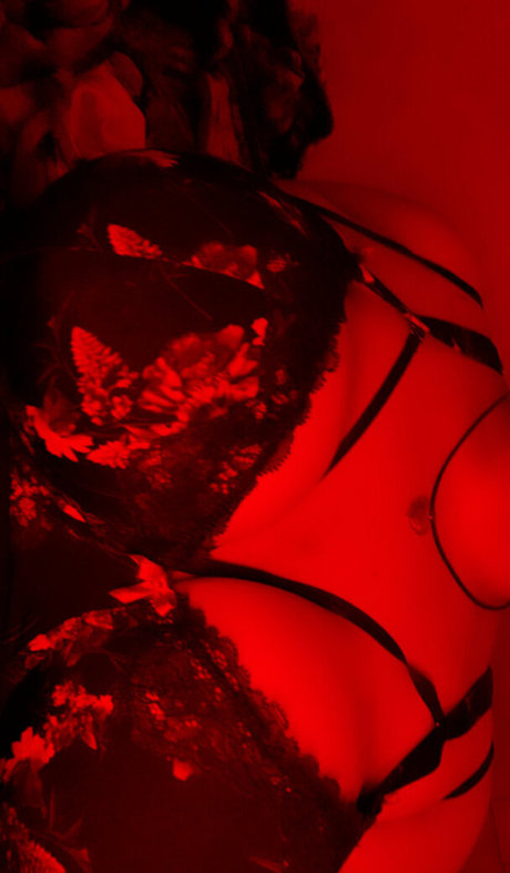 keonavalentine star pornographic images