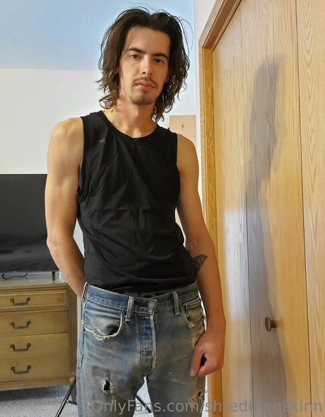 shreddingskinn exclusive model images