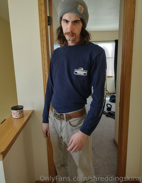 shreddingskinn model nudes pics