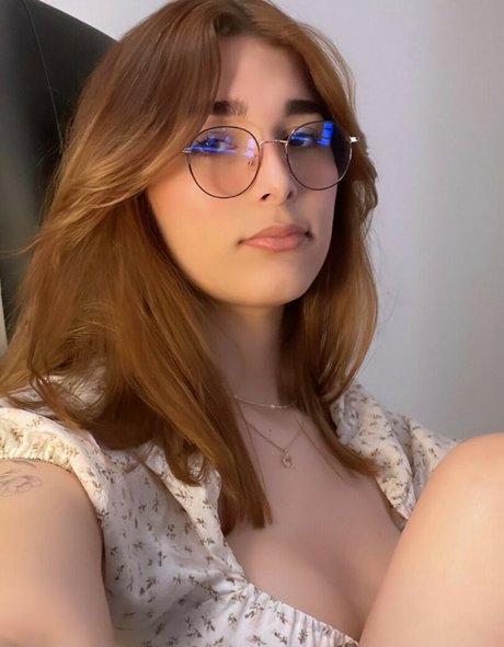 Maya Monroy Ruiz pretty pornstar galleries