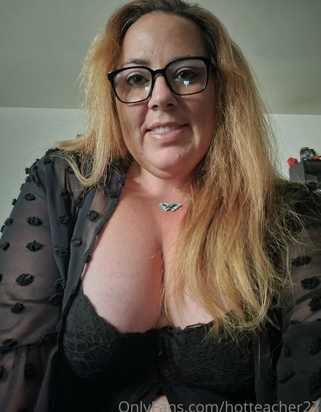 hotteacher27 star naked galleries